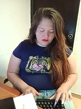 Daphne girlsex online show from 07/28/26, 03:21