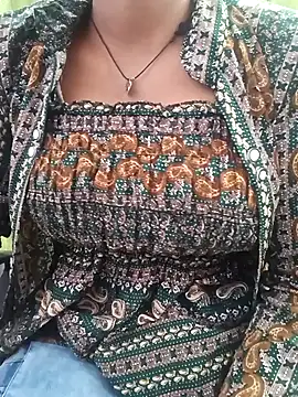 Snapshot of BILLO-RANI67 chatting on 10/14/25, 04:13 BILLO-RANI67 online show from 10/14/25, 04:13