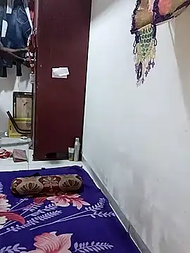 sneha bebo online show from 09/15/25, 03:45