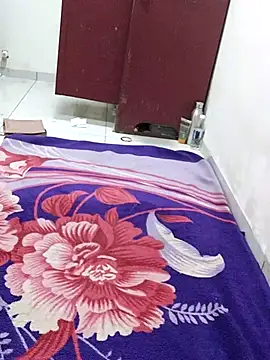 sneha bebo online show from 10/18/25, 05:03