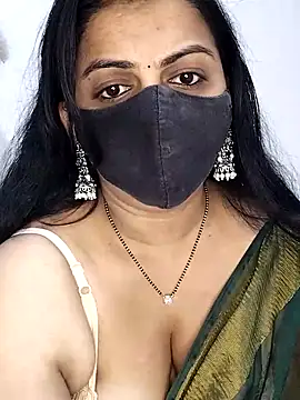 Snapshot of sneha_bebo chatting on 11/19/25, 04:18 sneha bebo online show from 11/19/25, 04:18