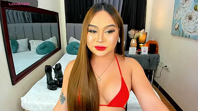ZiaFamurri online show from 05/10/26, 08:47