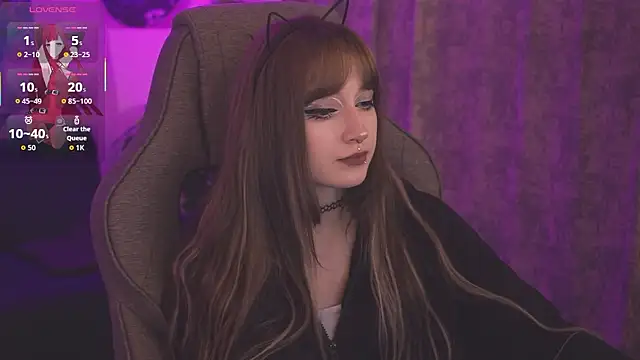 LiliLuna online show from 03/25/26, 03:40