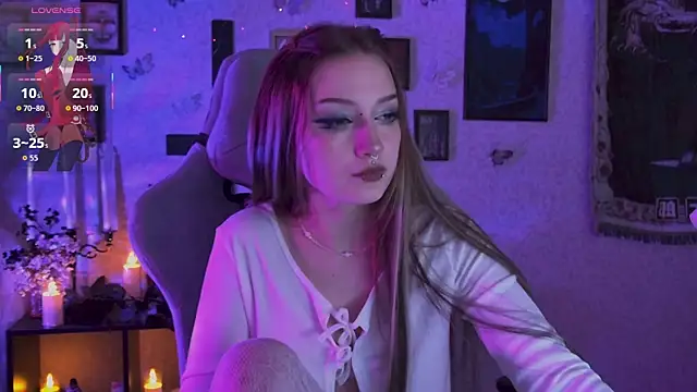 LiliLuna online show from 07/07/26, 10:25