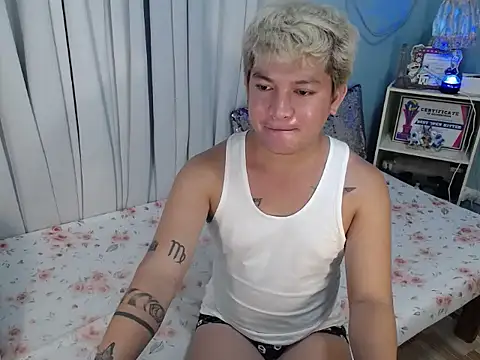 Snapshot of Fuckboii_intown chatting on 12/01/25, 06:46 Fuckboii intown online show from 12/01/25, 06:46