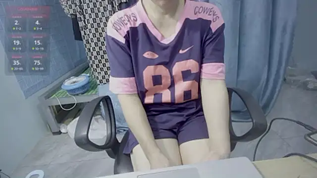 Snapshot of _Sara_768 chatting on 10/08/25, 02:31 Sara 768 online show from 10/08/25, 02:31