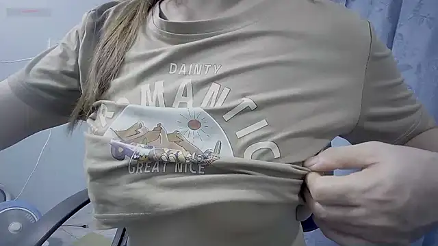 Snapshot of _Sara_768 chatting on 10/09/25, 08:12 Sara 768 online show from 10/09/25, 08:12