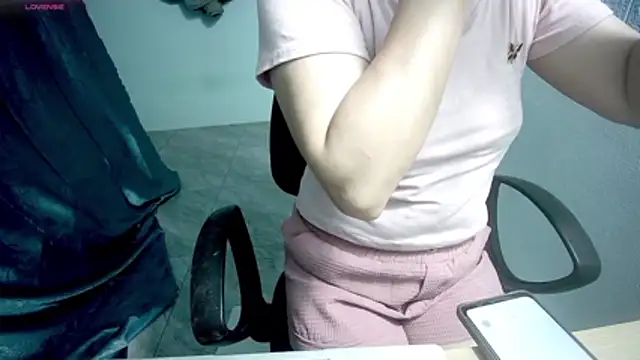 Snapshot of _Sara_768 chatting on 11/07/25, 07:52 Sara 768 online show from 11/07/25, 07:52