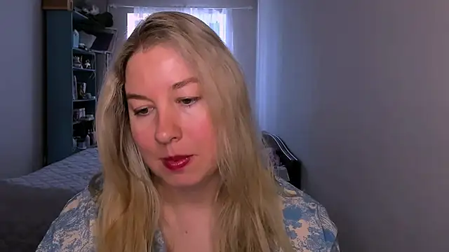 NancySanders online show from 05/18/26, 06:41