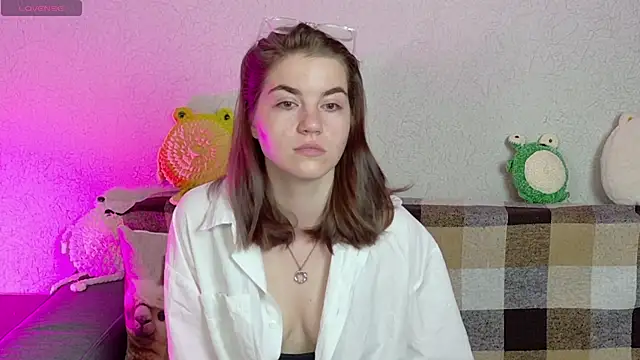 ElzaBlis online show from 06/16/26, 01:25
