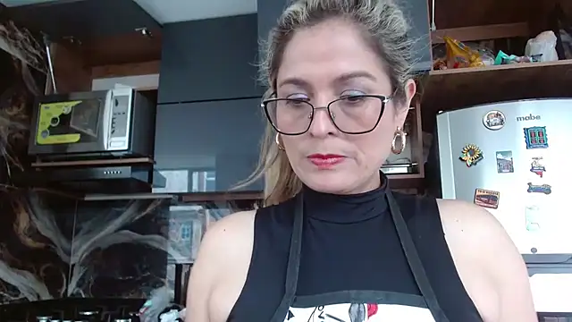 linda-mature43 online show from 10/17/25, 03:03