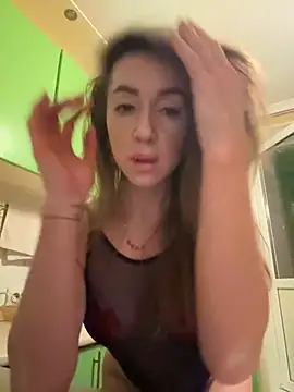 Snapshot of MarinaDiva11_74 chatting on 09/22/25, 07:27 MarinaDiva11 74 online show from 09/22/25, 07:27