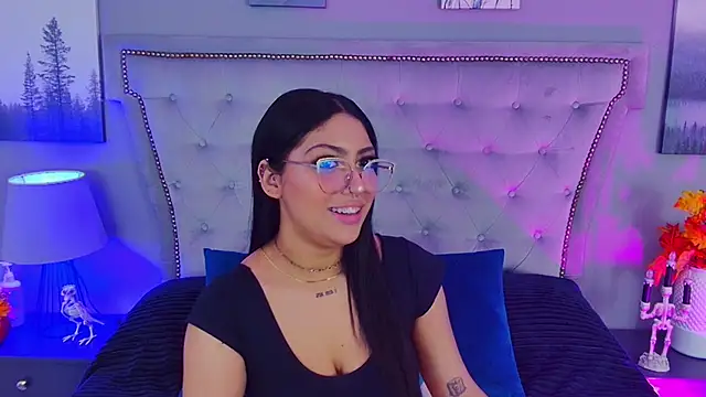 Scarlett Blaze1 online show from 10/30/25, 01:12