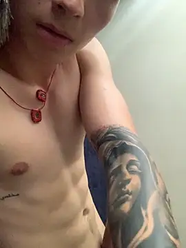 Snapshot of WhiteExtasyCum chatting on 10/21/25, 05:24 WhiteExtasyCum online show from 10/21/25, 05:24