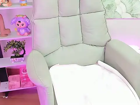 Mix-MiuMiu online show from 10/27/25, 03:43