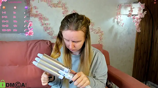 Rina Panic online show from 09/19/25, 11:38