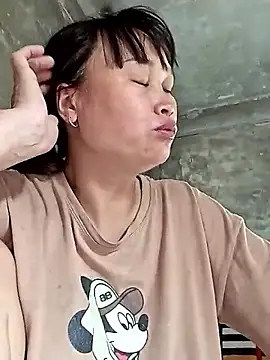 maple694 online show from 10/16/25, 03:18