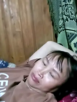 maple694 online show from 10/29/25, 02:52