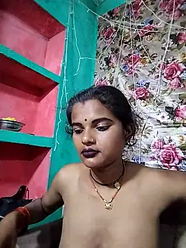 Snapshot of Maya_bhoji chatting on 01/17/26, 11:30 Maya bhoji online show from 01/17/26, 11:30
