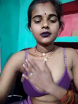 Snapshot of Maya_bhoji chatting on 02/10/26, 04:11 Maya bhoji online show from 02/10/26, 04:11