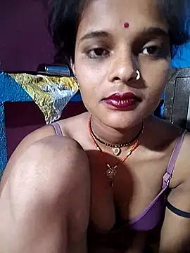 Snapshot of Maya_bhoji chatting on 04/30/26, 04:02 Maya bhoji online show from 04/30/26, 04:02