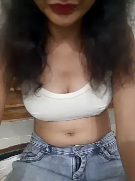 Snapshot of Kittu-rani66 chatting on 10/07/25, 04:04 Kittu-rani66 online show from 10/07/25, 04:04