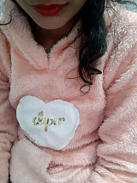 Snapshot of Kittu-rani66 chatting on 12/01/25, 04:28 Kittu-rani66 online show from 12/01/25, 04:28