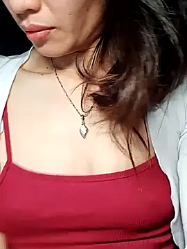 Hinna x online show from 11/24/25, 02:28