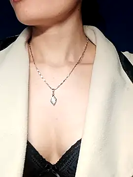 Hinna x online show from 11/29/25, 01:52