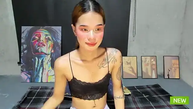 Snapshot of Colette_Thompson chatting on 11/29/25, 12:19 Colette Thompson online show from 11/29/25, 12:19