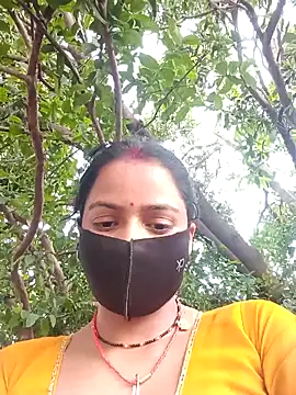kajalbhabhi44 online show from 05/12/26, 11:51