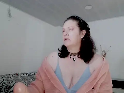 Snapshot of ArdienteBetania chatting on 09/10/25, 01:11 ArdienteBetania online show from 09/10/25, 01:11