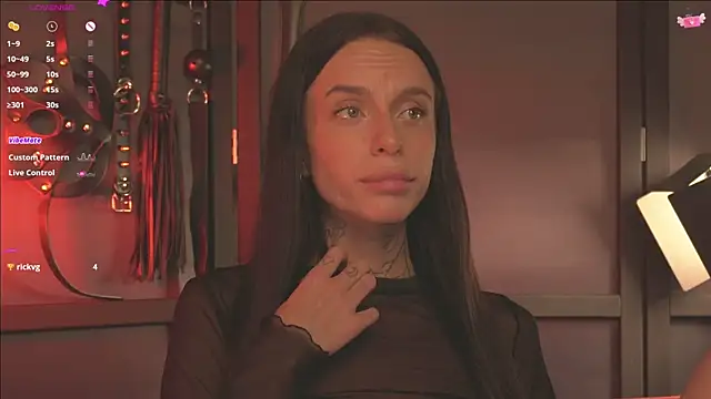 livia starwars online show from 09/29/25, 08:57