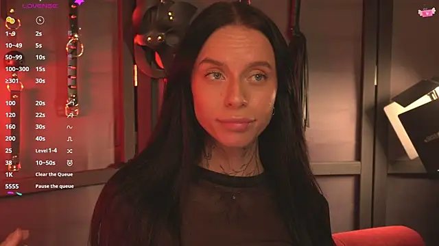 livia starwars online show from 10/29/25, 09:38