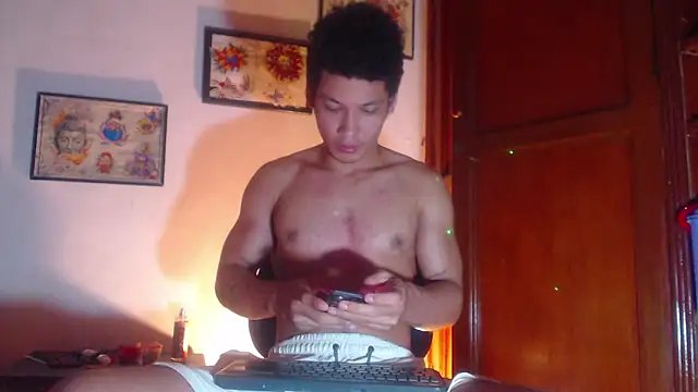 RuiMaddoox online show from 10/16/25, 11:11