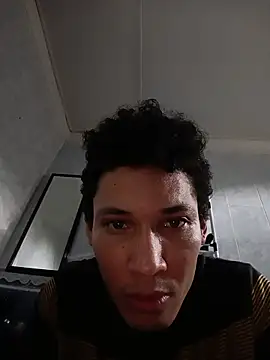 RuiMaddoox online show from 10/28/25, 07:27