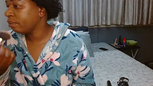 Snapshot of SlutyAngelxxx chatting on 10/30/25, 09:15 SlutyAngelxxx online show from 10/30/25, 09:15