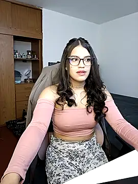 asumi 18 online show from 10/01/25, 11:49