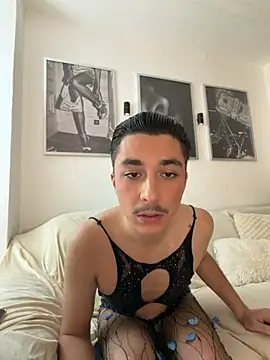 Snapshot of Pablo27622 chatting on 10/24/25, 04:58 Pablo27622 online show from 10/24/25, 04:58