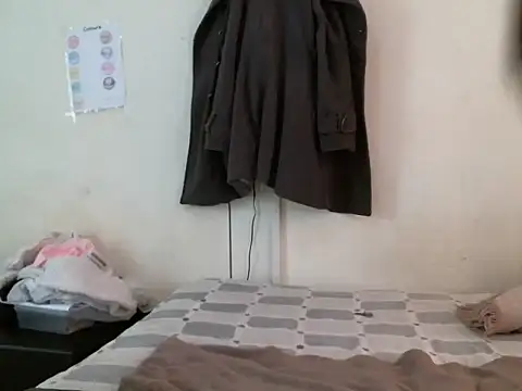 Pretty miss devilxxx35 online show from 09/27/25, 12:21