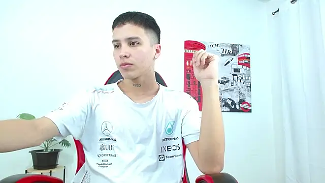 Cumandres18 online show from 10/28/25, 01:58