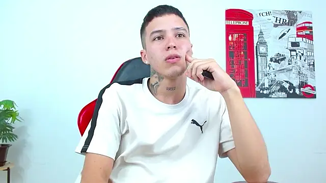 Cumandres18 online show from 06/02/26, 03:03