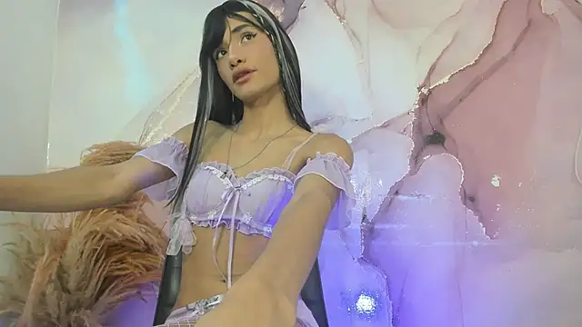 Snapshot of zuri_lux chatting on 03/02/26, 09:21 zuri lux online show from 03/02/26, 09:21