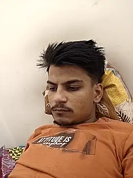 KaranSingh0m online show from 05/03/26, 02:34