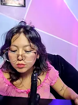 Snapshot of catalina_santana20 chatting on 10/11/25, 09:02 catalina santana20 online show from 10/11/25, 09:02