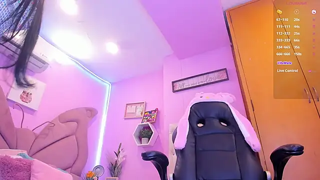 EmmaAnturin online show from 10/09/25, 10:30