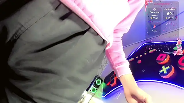 Madison Mujica online show from 10/21/25, 11:00