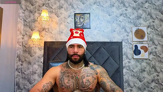 Snapshot of Apolo_rousse1 chatting on 11/28/25, 08:00 Apolo rousse1 online show from 11/28/25, 08:00