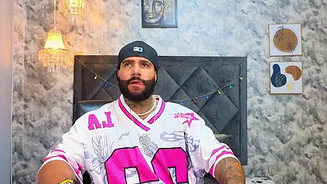 Snapshot of Apolo_rousse1 chatting on 12/02/25, 09:43 Apolo rousse1 online show from 12/02/25, 09:43