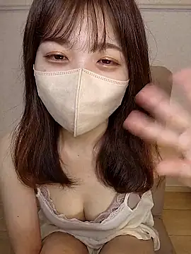 Sakura-japanese- online show from 04/15/26, 12:28